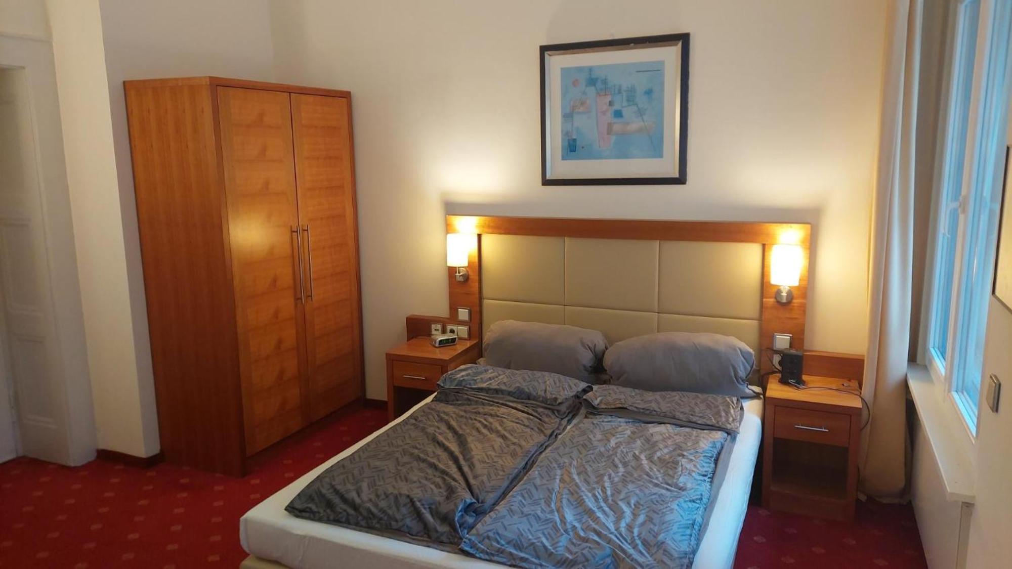 Die Villa, Zimmer 17, Dz Leverkusen Exteriör bild