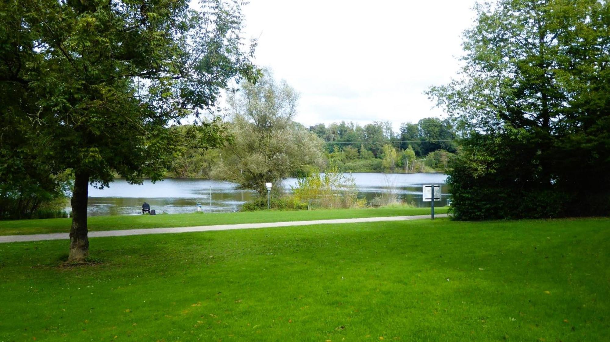 Die Villa, Zimmer 17, Dz Leverkusen Exteriör bild